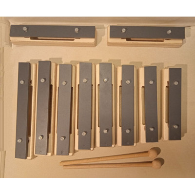 SGBA10 Металлофон разборный (глокеншпиль) альт 8 нот+2 полутона, 2 палочки, Sinkopa