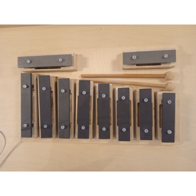 SGBS10 Металлофон разборный (глокеншпиль) сопрано 8 нот+ 2 полутона, 2 палочки, Sinkopa