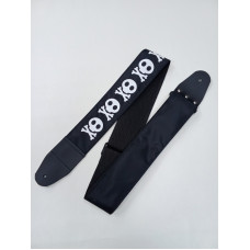 MZ-RGE-7-1ApJRogerBk Ремень для гитары, черный, аппликация Веселый Роджер, MEZZO